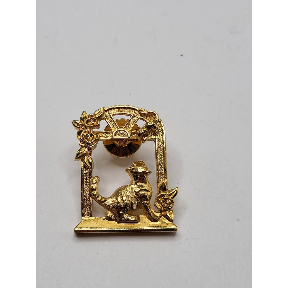 Gold tone cat lapel pin cat in window floral design vintage style brooch